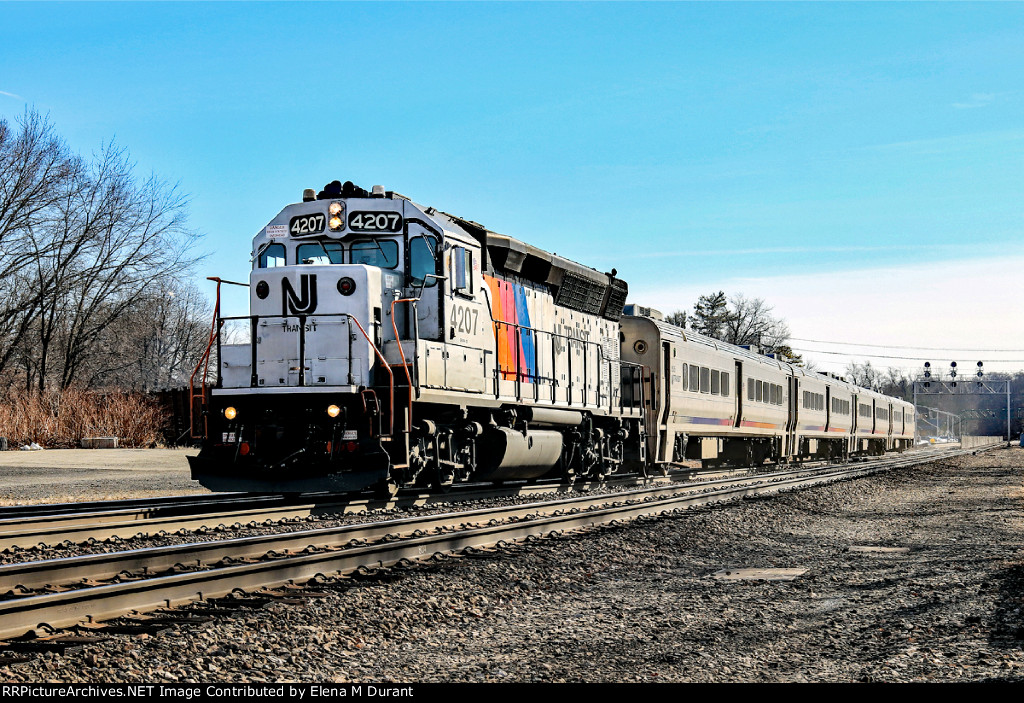 NJT 4207 on train 1155